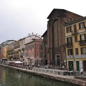 With Wonderful Navigli District View Appartamento